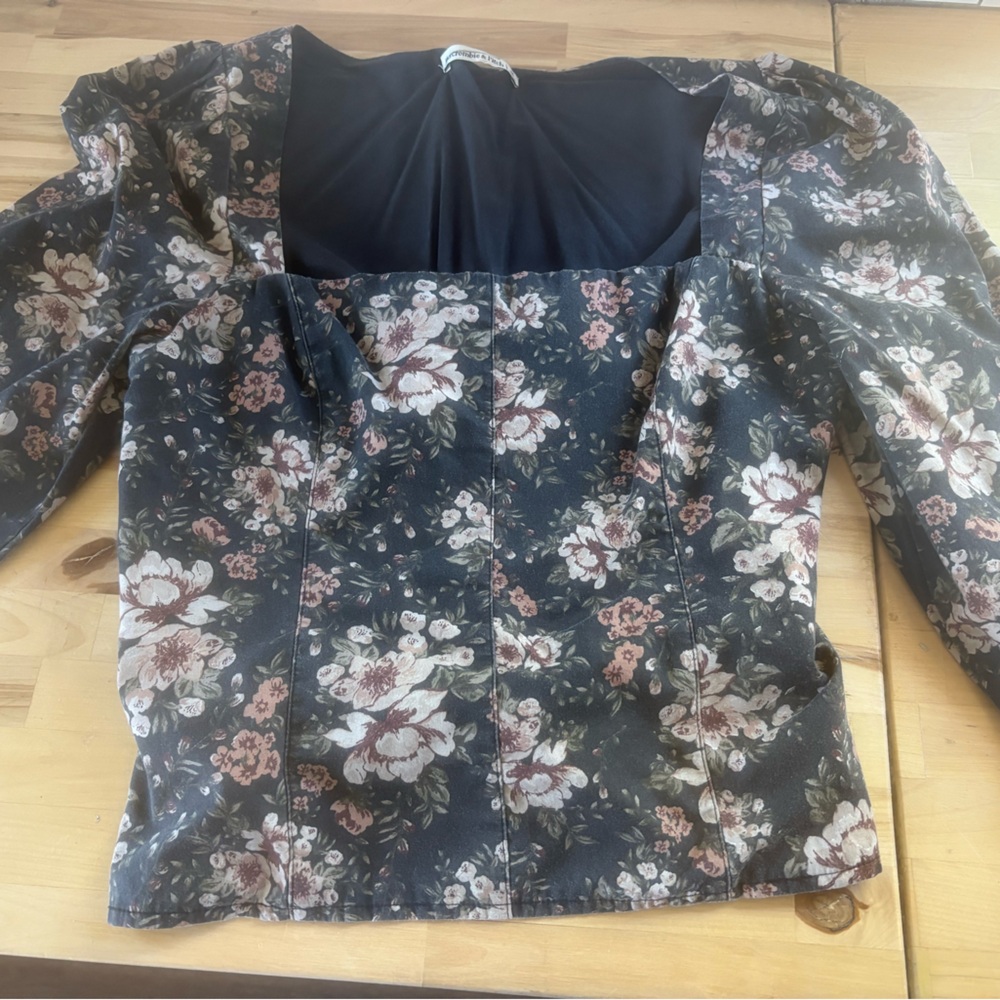 Abercrombie & Fitch Classic Black Top